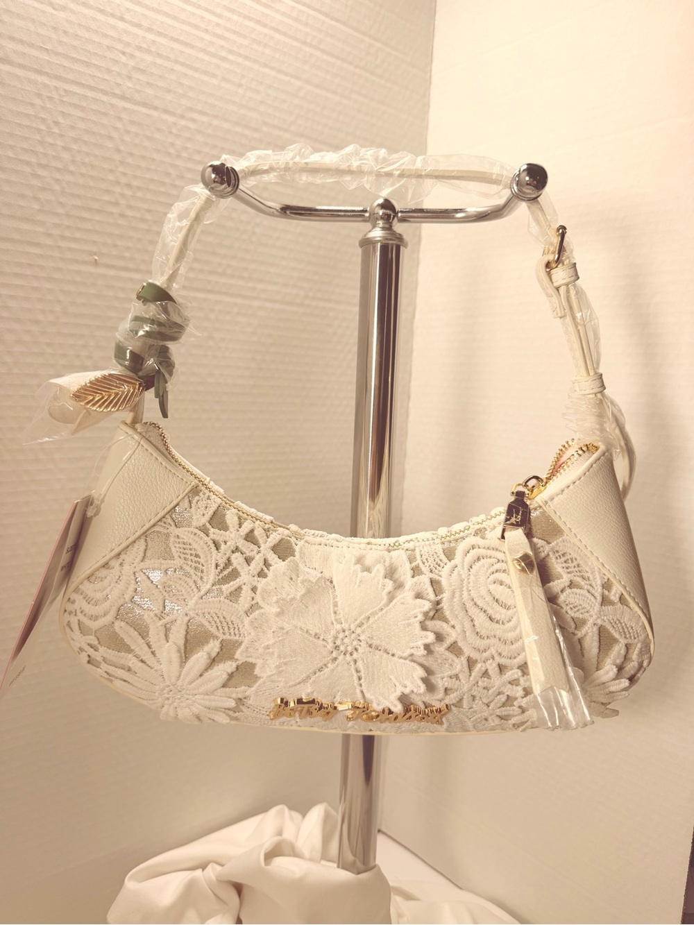 Betsey Johnson White Lacey Floral Crochet Shoulder Bag